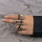Cold Thorned Heart Cross Ring — Y2K Grunge Open Band