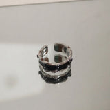 Cold Thorned Heart Cross Ring — Y2K Grunge Open Band