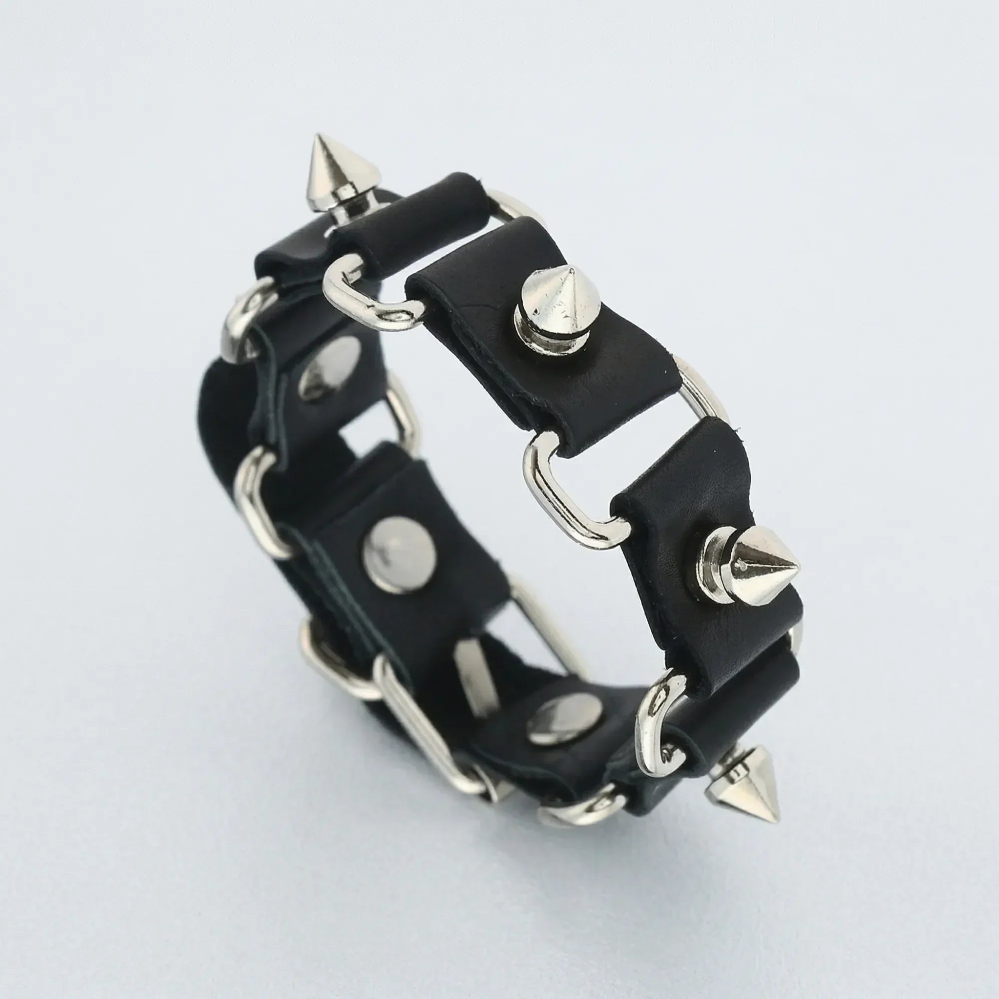 Cold Multi-Layered Urban Wrap