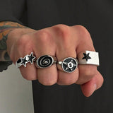 Cold Spiral Star Ring Set